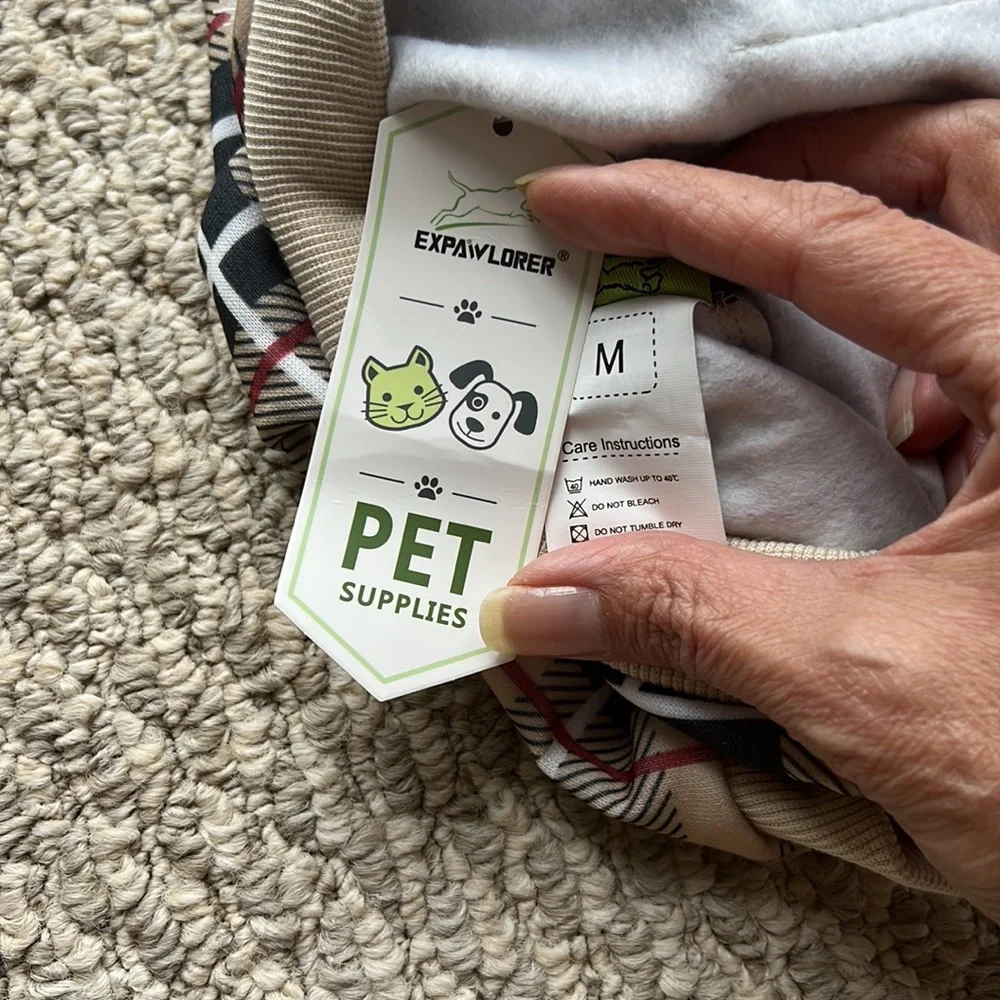Dog sweater size Med - Picture 5 of 5